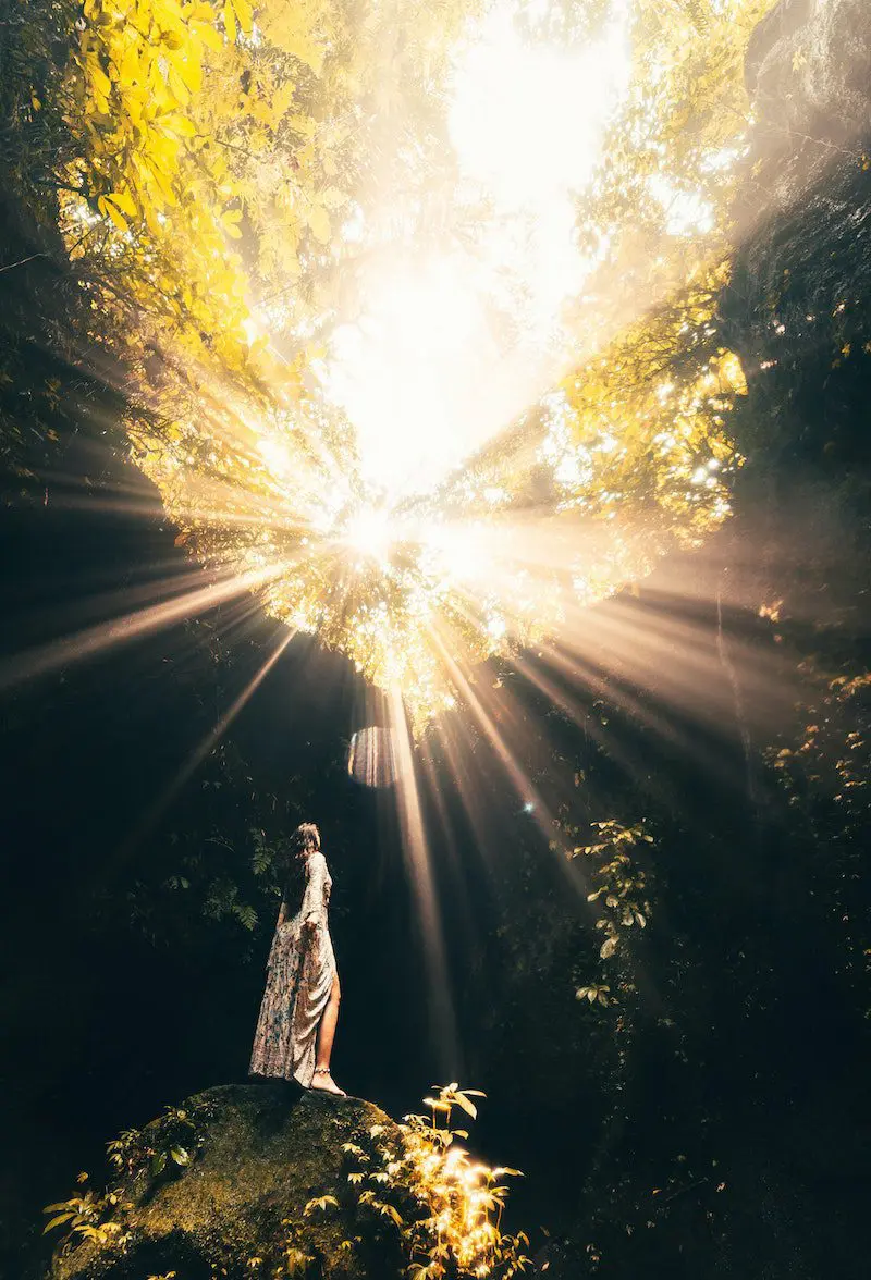 Sun Rays Inner World